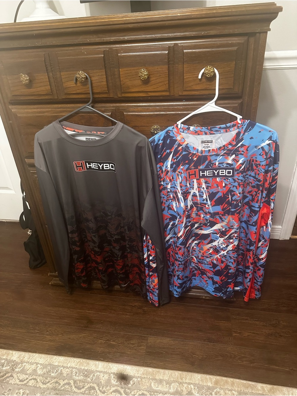Lot of 2 Performance Long-Sleeve Shirt - Heybo size large men’s
